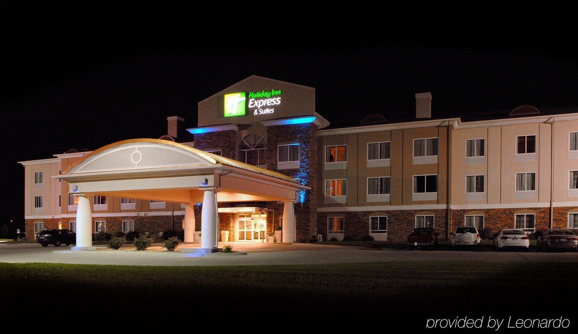 Holiday Inn Express Northwest Maize, An Ihg Hotel Екстериор снимка